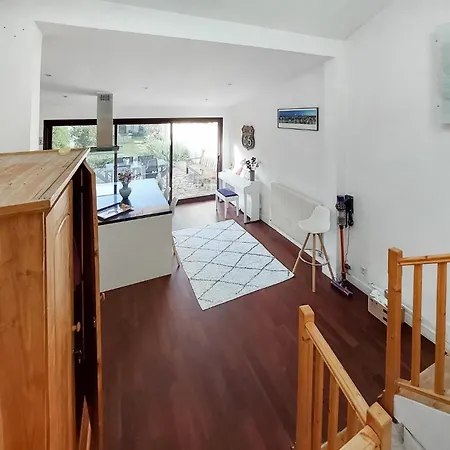 Stunning In With Kitchen *